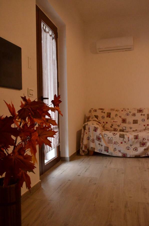 Appartamento Vacanza Da Luisa San Giovanni Suèrgiu Exteriör bild